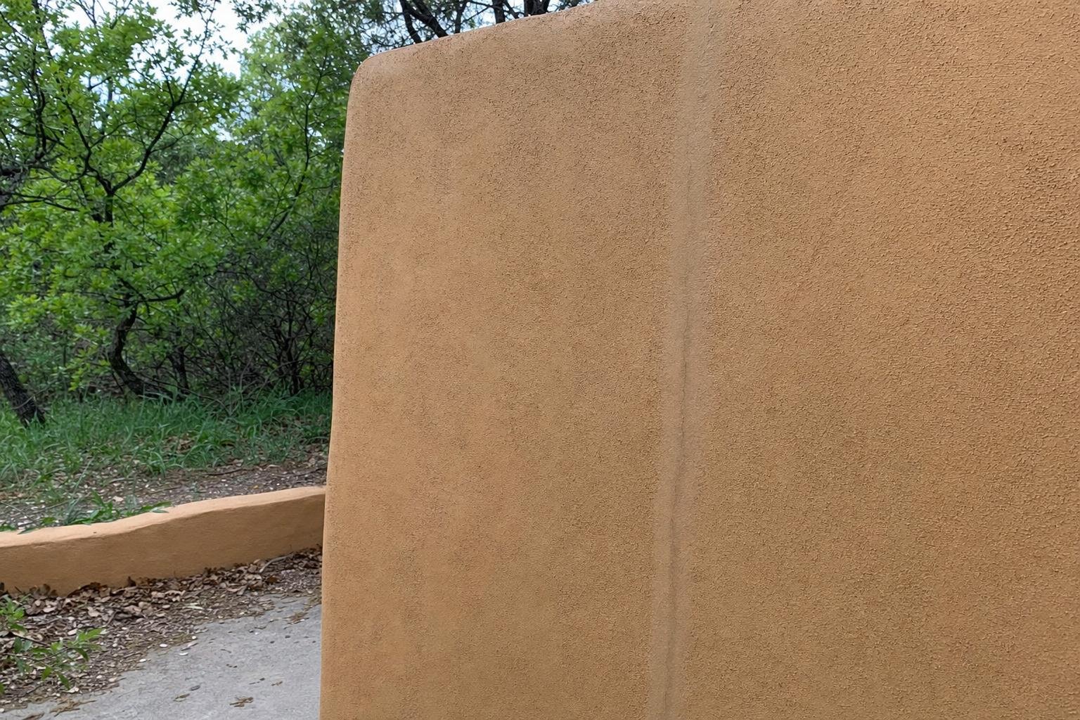 Stucco Crack Repair in Santa Fe