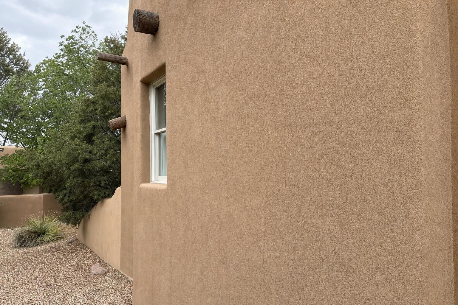 Stucco Delamination Repair in Santa Fe